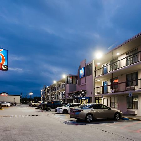 Motel 6 Houston, Tx - Medical Center - Nrg Stadium Exterior photo