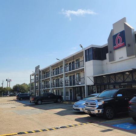 Motel 6 Houston, Tx - Medical Center - Nrg Stadium Exterior photo