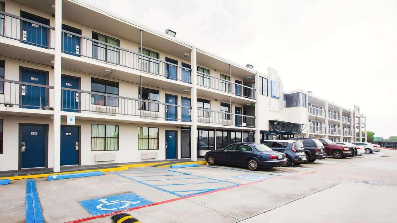 Motel 6 Houston, Tx - Medical Center - Nrg Stadium Exterior photo